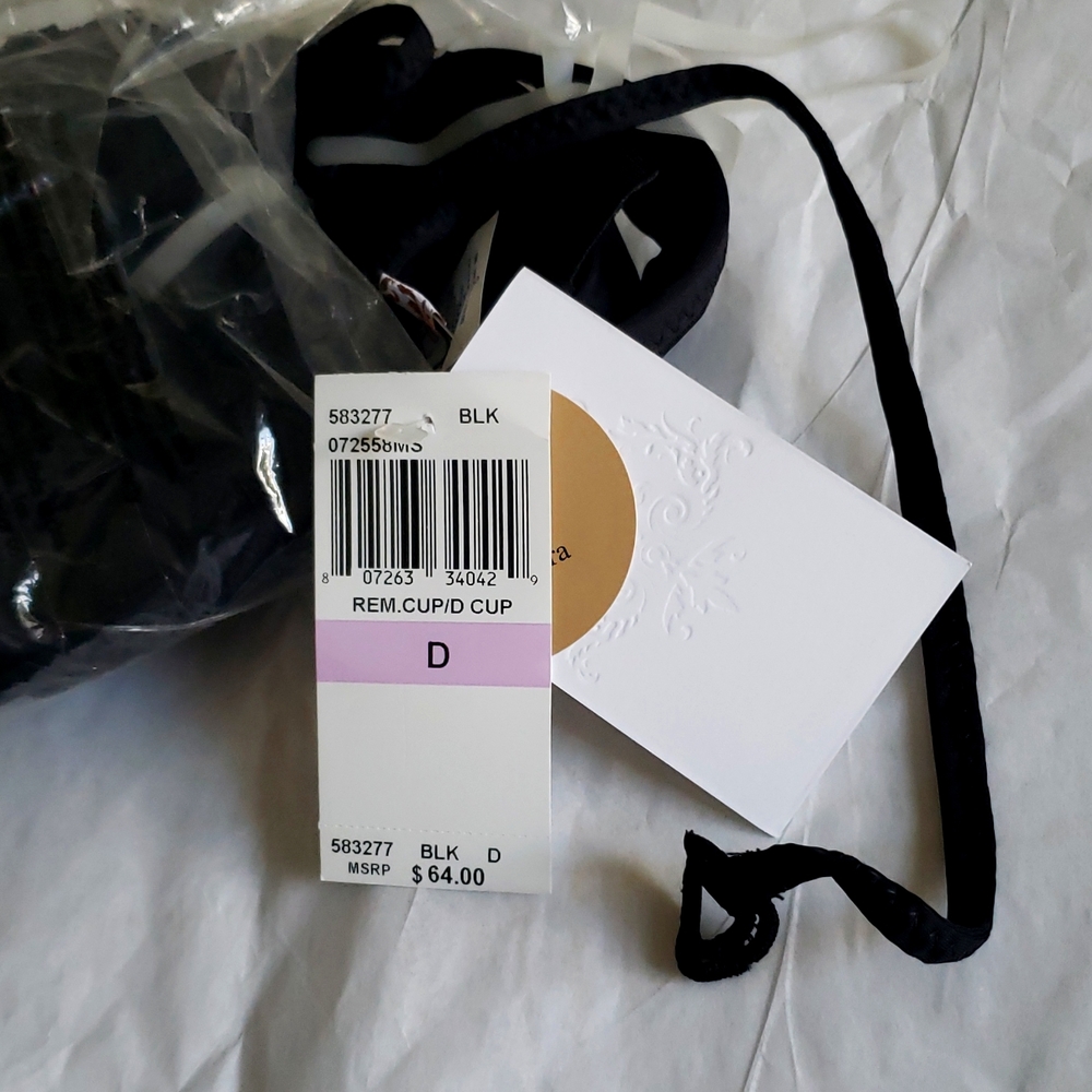 BECCA New BRA High Neck Bikini Top with Lace Macramé Inset NWT BLACK Sz D - Picture 5 of 15